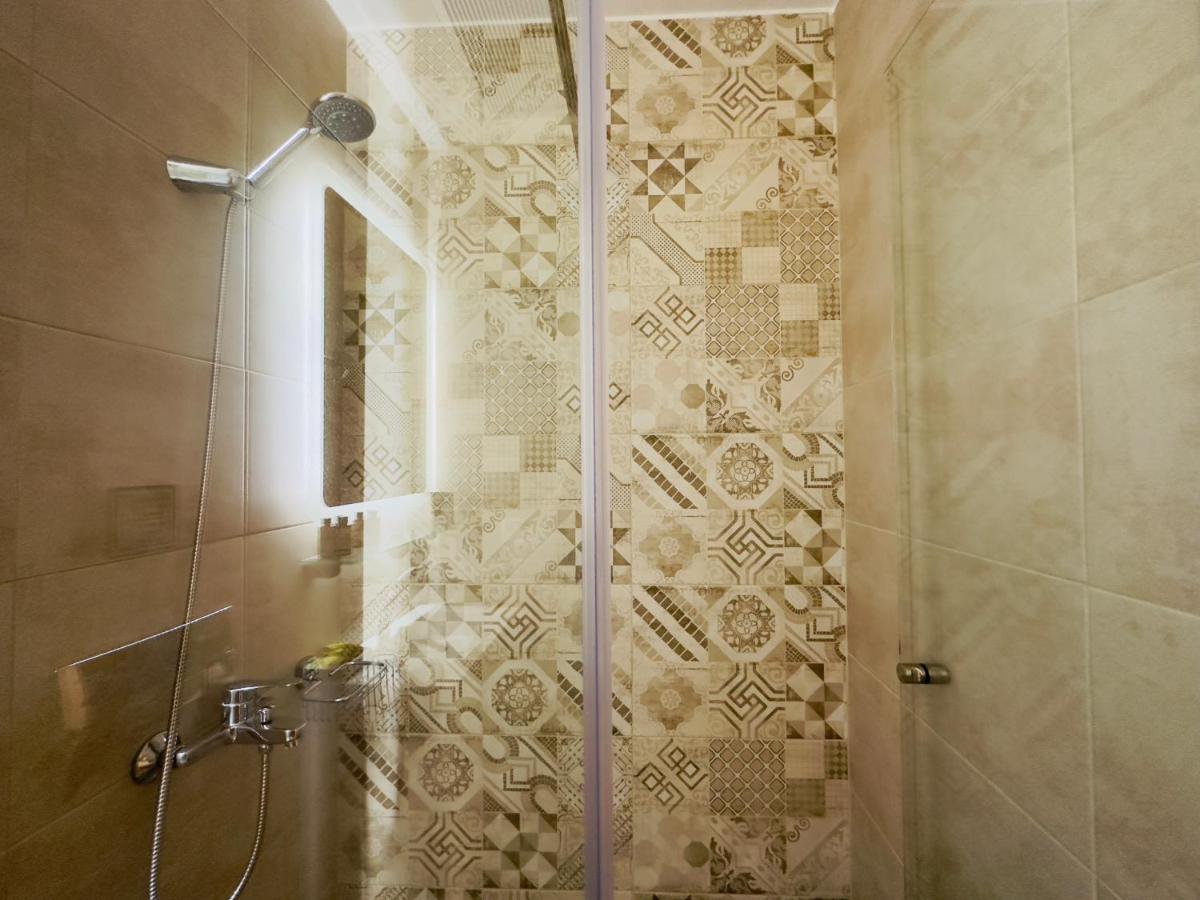 Yulia Luxury Apartments Ouranoupoli Extérieur photo