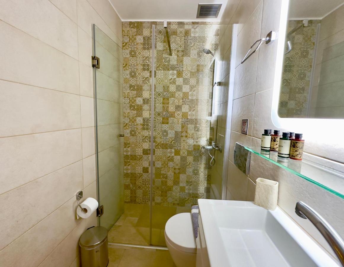 Yulia Luxury Apartments Ouranoupoli Extérieur photo